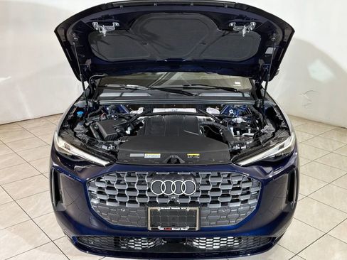 New 2025 Audi Q5 Premium image 16