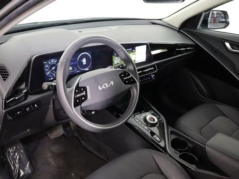 Used 2023 Kia Niro Wind FWD image 25