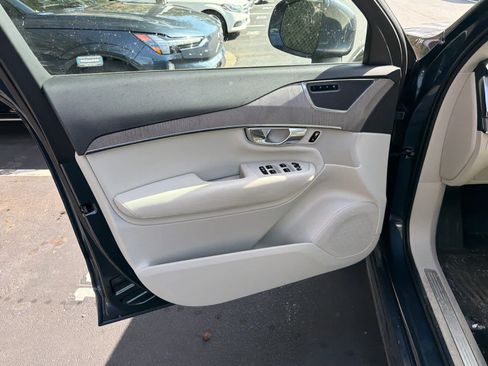 Certified 2023 Volvo XC90 B5 Plus w/ Protection Package Premier image 25