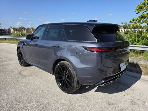 New 2026 Land Rover Range Rover Sport Dynamic SE AWD/4WD image 2