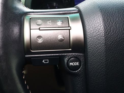 Used 2019 Lexus GX 460 Luxury image 25