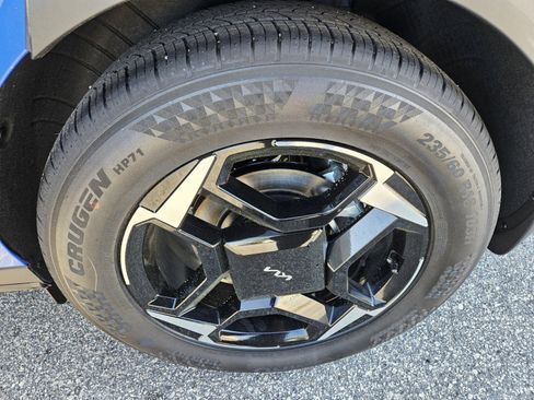 New 2026 Kia Sportage EX image 11