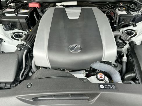 Used 2024 Lexus IS 350 F Sport RWD image 12