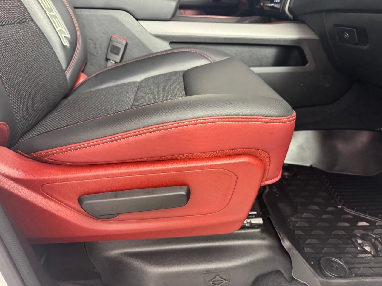 Used 2026 RAM 1500 Rebel w/ Rebel Level 1 Equipment Group AWD/4WD image 36