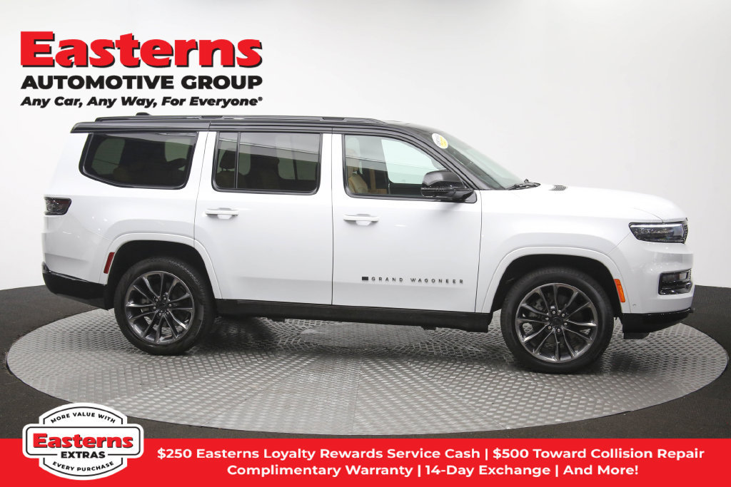 Used 2025 Jeep Grand Wagoneer Series III w/ Rear Seat Video Group 1 AWD/4WD image 52