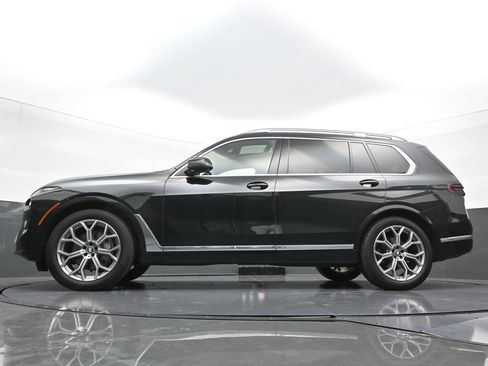 Used 2024 BMW X7 xDrive40i AWD/4WD image 27