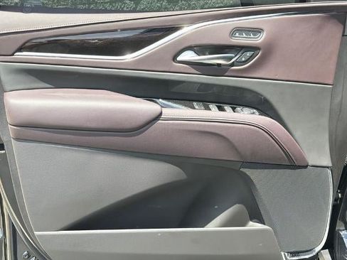 Used 2024 Cadillac Escalade Sport Platinum AWD/4WD image 10