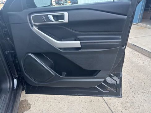 Certified 2022 Ford Explorer XLT AWD/4WD image 26