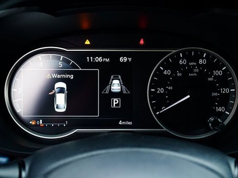 New 2025 Nissan Versa SV w/ Trunk Package image 14