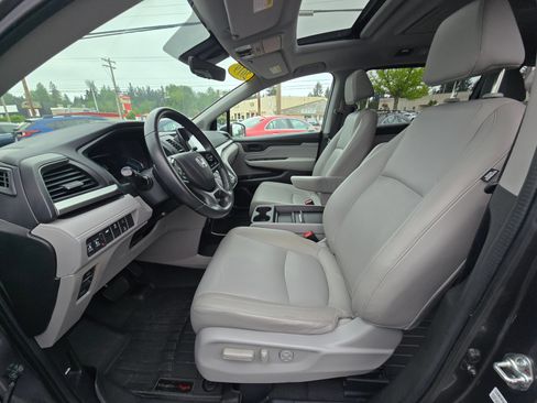 Used 2019 Honda Odyssey EX-L image 21