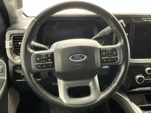 Used 2024 Ford F350 Lariat w/ Lariat Ultimate Package image 8