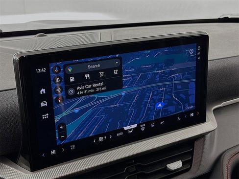 Used 2025 Ford Explorer ST-Line w/ ST-Line Street Pack image 15