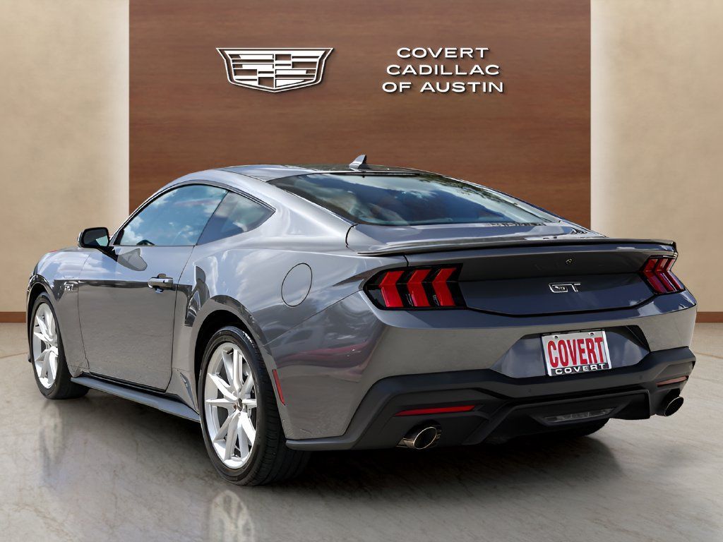 Used 2024 Ford Mustang GT Premium RWD image 3