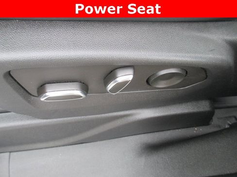 Certified 2022 GMC Yukon XL Denali image 27