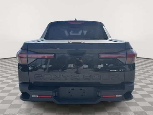 Used 2023 Hyundai Santa Cruz SEL w/ Activity Package image 4