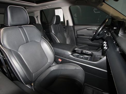 Used 2024 Honda Pilot Elite image 25
