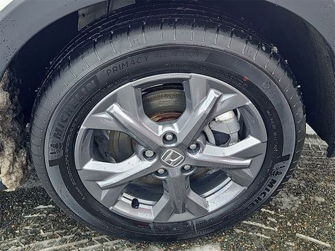 Certified 2026 Honda HR-V LX image 9