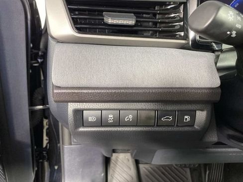 Used 2025 Toyota Camry LE FWD image 14