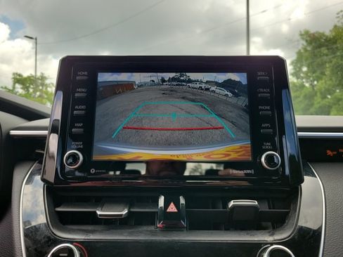 Used 2022 Toyota Corolla SE FWD image 12