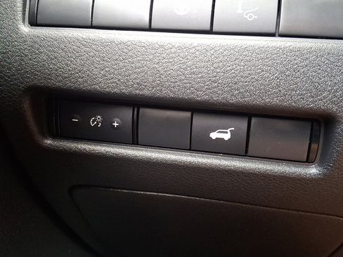 Used 2023 Nissan Rogue Platinum w/ Platinum Premium Package image 25