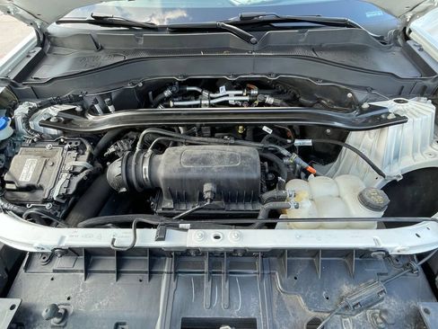 Used 2023 Ford Explorer Limited w/ Equipment Group 301A RWD image 26