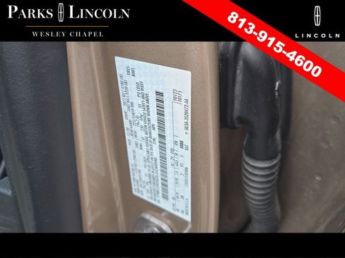 Used 2020 Ford Escape Titanium FWD image 33