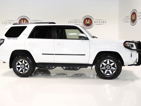 Used 2023 Toyota 4Runner TRD Off-Road image 5