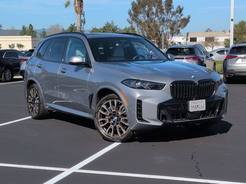 Used 2024 BMW X5 xDrive50e w/ Executive Package image 2