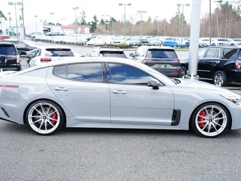 Used 2021 Kia Stinger GT2 image 6