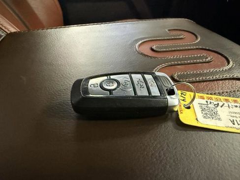 Certified 2022 Ford F350 King Ranch w/ Tremor Off-Road Package image 30