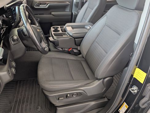 Used 2022 Chevrolet Silverado 1500 LT RWD image 16
