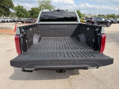 Used 2025 Toyota Tundra Platinum AWD/4WD image 30