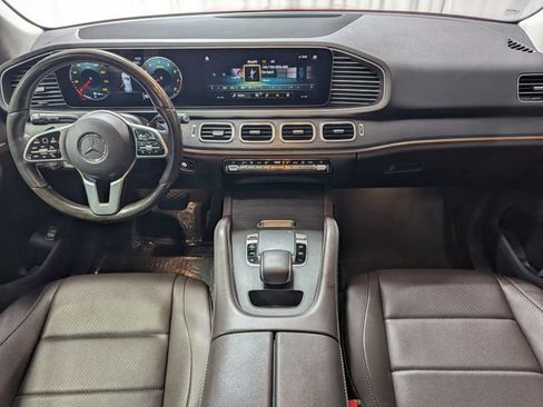 Used 2020 Mercedes-Benz GLE 350 w/ Premium Package image 6