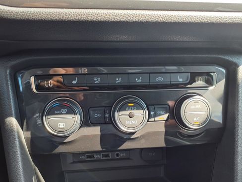Used 2019 Volkswagen Tiguan S FWD image 7