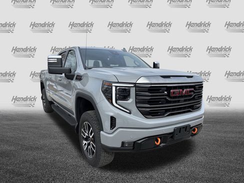 Used 2024 GMC Sierra 1500 AT4 w/ Technology Package image 2