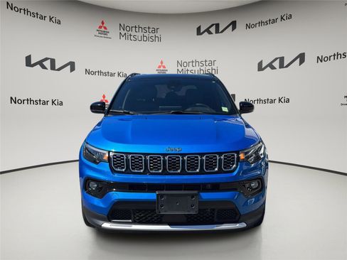 Used 2025 Jeep Compass Limited AWD/4WD image 8