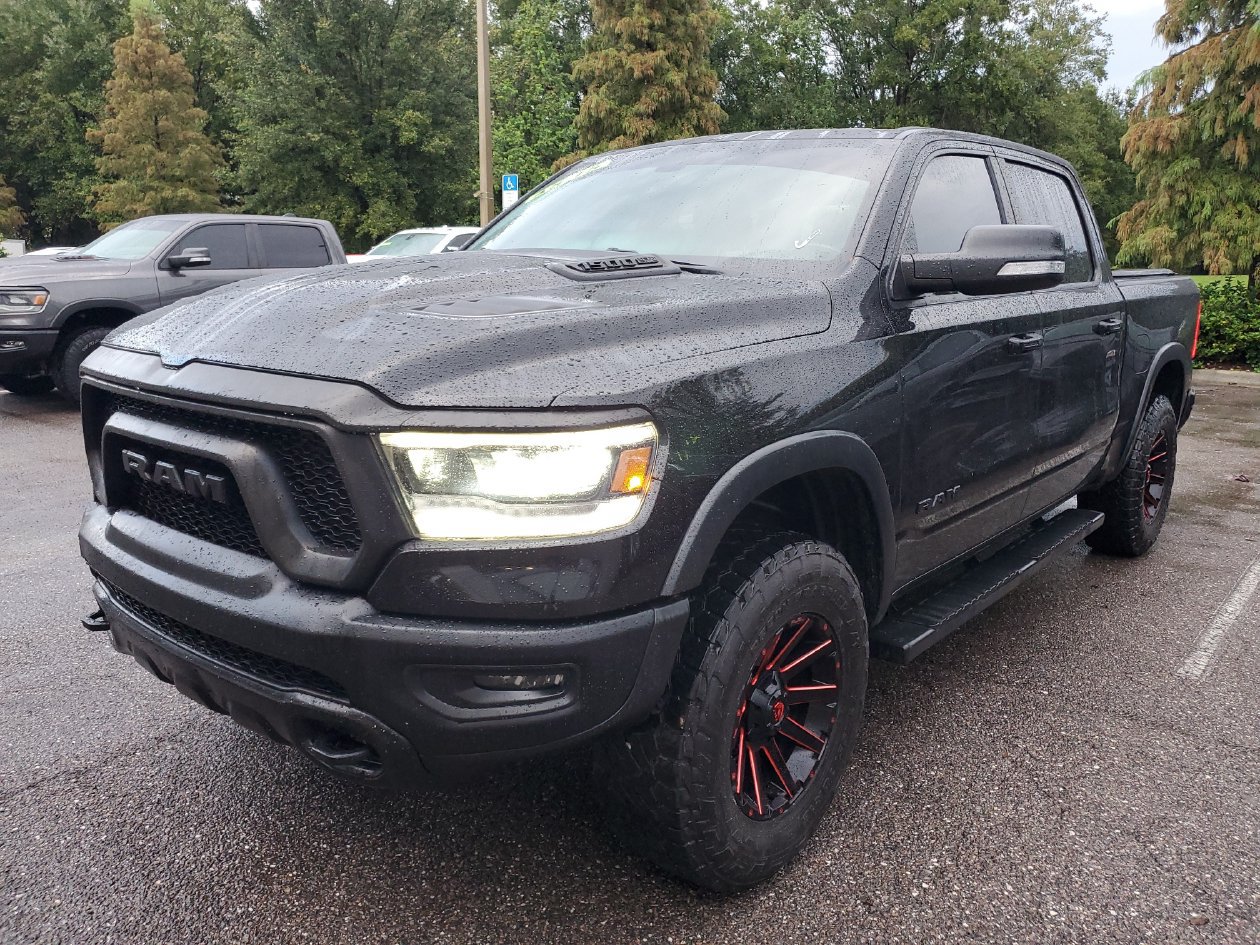 Used 2019 RAM 1500 Rebel AWD/4WD image 2