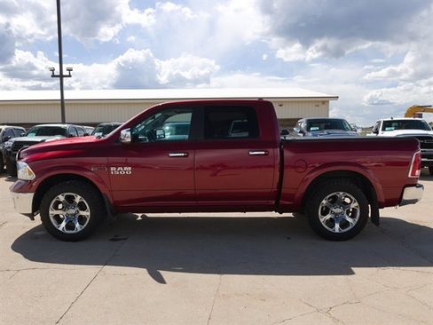 Used 2015 RAM 1500 Laramie w/ Convenience Group AWD/4WD image 3
