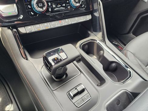 New 2026 GMC Sierra 1500 AT4 w/ AT4 Premium Package AWD/4WD image 30