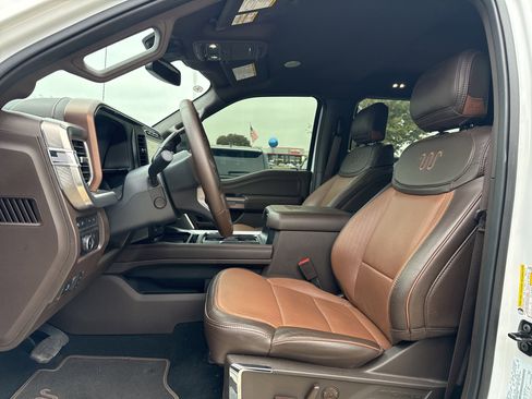 Used 2024 Ford F250 King Ranch w/ FX4 Off-Road Package image 7