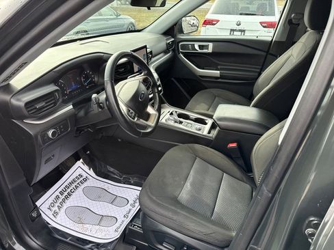 Used 2022 Ford Explorer XLT w/ Class IV Trailer Tow Package image 20