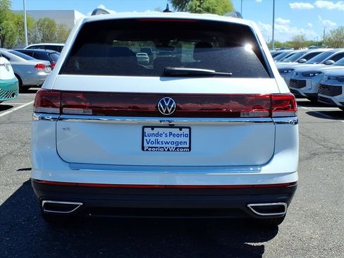 New 2026 Volkswagen Atlas SE image 4