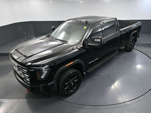 Used 2024 GMC Sierra 2500 AT4 w/ AT4 Preferred Package AWD/4WD image 67