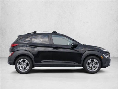 Used 2022 Hyundai Kona SEL FWD image 8