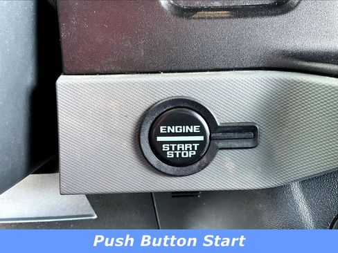 Used 2022 Ford Bronco 4-Door AWD/4WD image 38