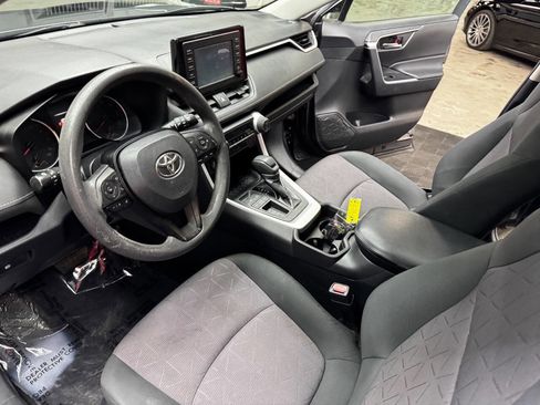 Used 2019 Toyota RAV4 XLE image 31