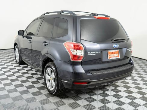 Used 2015 Subaru Forester 2.5i Premium w/ All-Weather Package image 4
