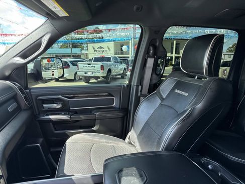 Used 2022 RAM 2500 Laramie w/ Night Edition AWD/4WD image 15
