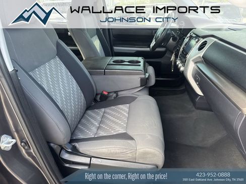 Used 2020 Toyota Tundra SR5 AWD/4WD image 37