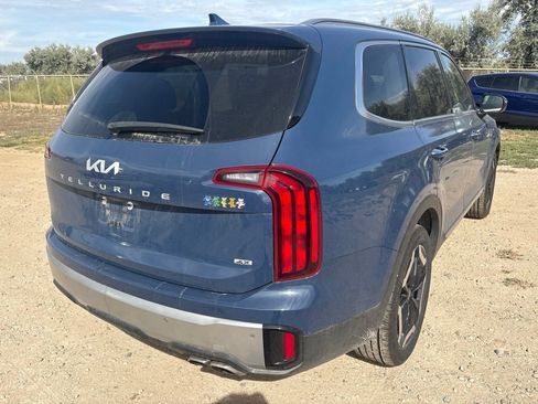 Used 2023 Kia Telluride S w/ S Sunroof Package AWD/4WD image 5